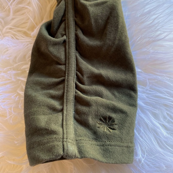 SOLD ATHLETA 2 in 1 skirt SMALL TALL Green - Picture 5 of 7